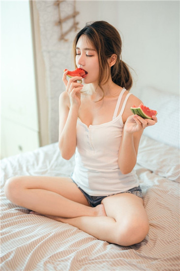 丝瓜草莓芭蕉向日葵绿巨人芭乐无限看截图1