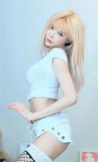 茄子视频污污app无限制版截图2