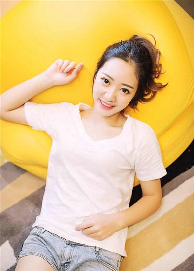 蕾丝草莓榴莲向日葵秋葵深夜释放自己版截图2