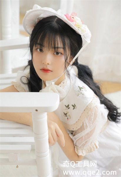 91香蕉秋葵绿巨人精品版截图3
