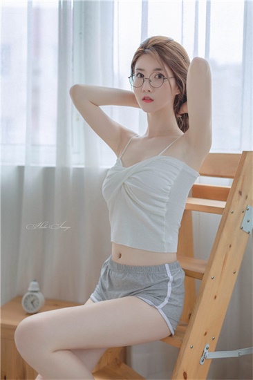 草莓榴莲向日葵秋葵奶茶截图1