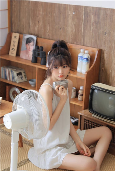 性宝福芭乐向日葵鸭脖小猪榴莲ios截图2