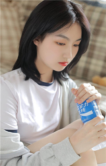 小蜜蜂直播App截图3