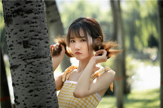 草莓榴莲向日葵绿巨人截图2