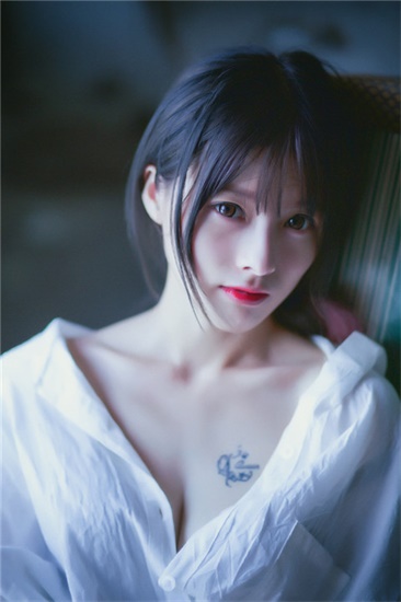 草莓香蕉榴莲丝瓜绿巨人大全最新版截图2