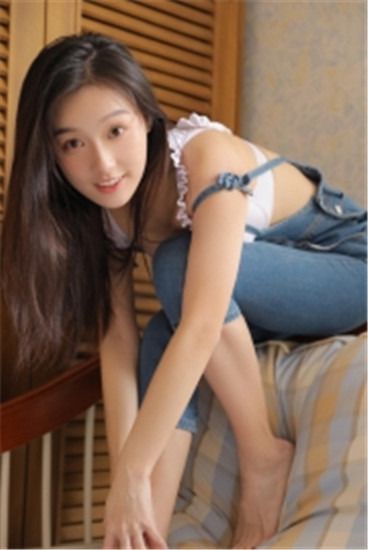 草莓榴莲正版深夜释放自己无限看截图3
